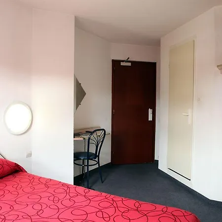 Hotel Revotel Centre Gare Et Congrès 2*