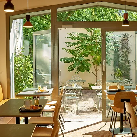 Revotel Centre Gare Et Congres ナンシー