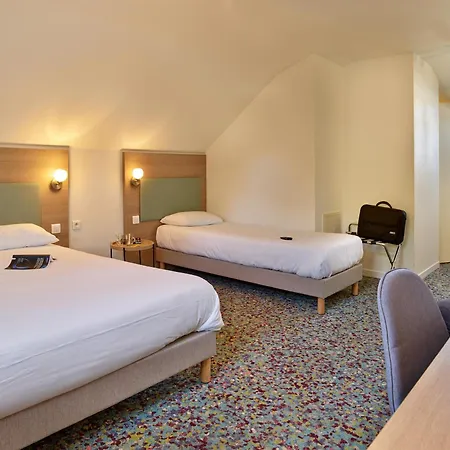 Revotel Centre Gare Et Congres ホテル