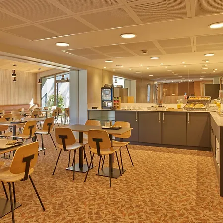 ホテル Revotel Centre Gare Et Congres