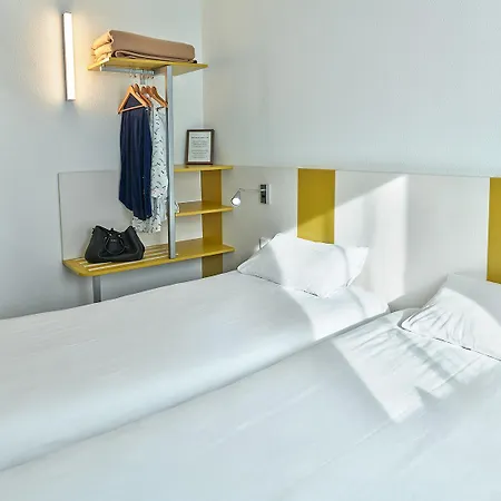 Hotel Revotel Centre Gare Et Congrès 2*