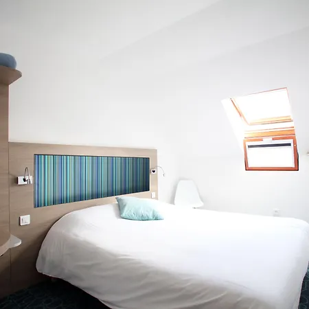 מלון Revotel Centre Gare Et Congres