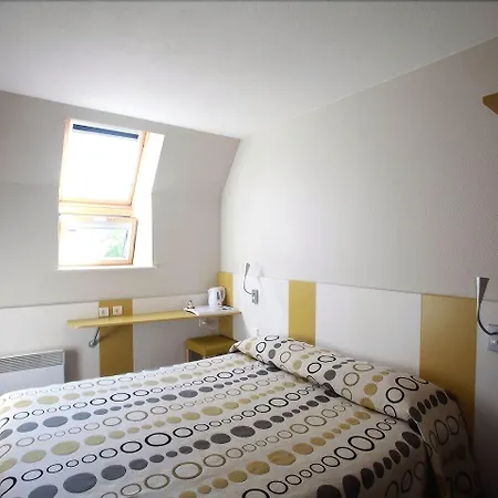 Revotel Centre Gare Et Congres Hotel