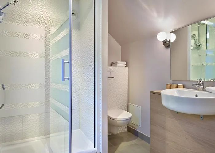 Revotel Centre Gare Et Congres