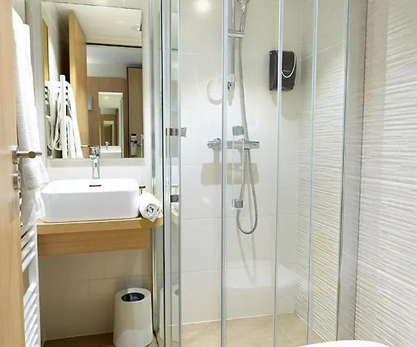 Revotel Centre Gare Et Congres ホテル ナンシー