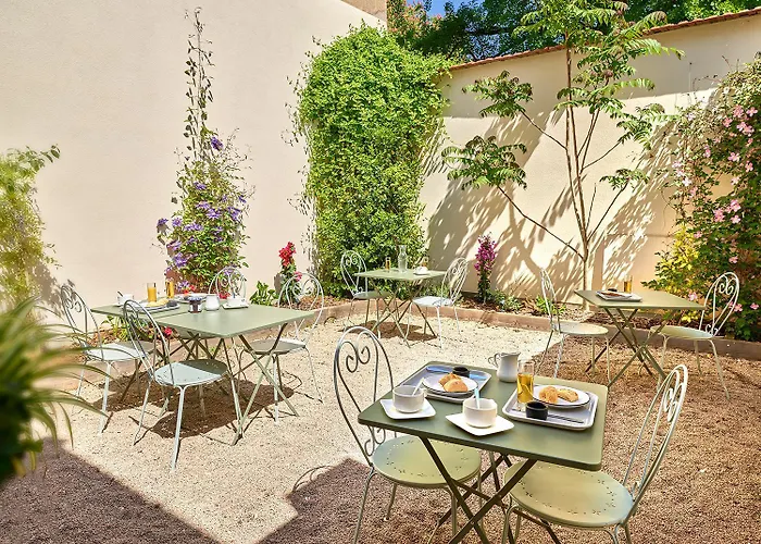 ホテル Revotel Centre Gare Et Congres ナンシー