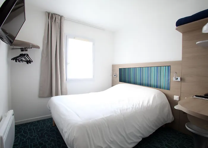 Revotel Centre Gare Et Congres