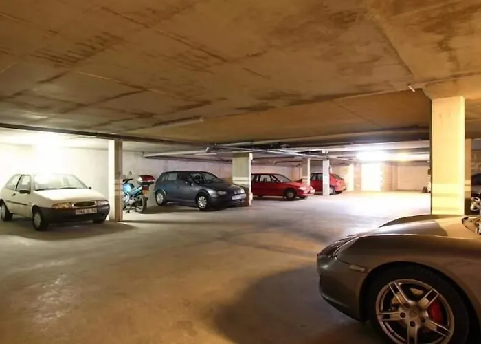 Revotel Centre Gare Et Congres ホテル