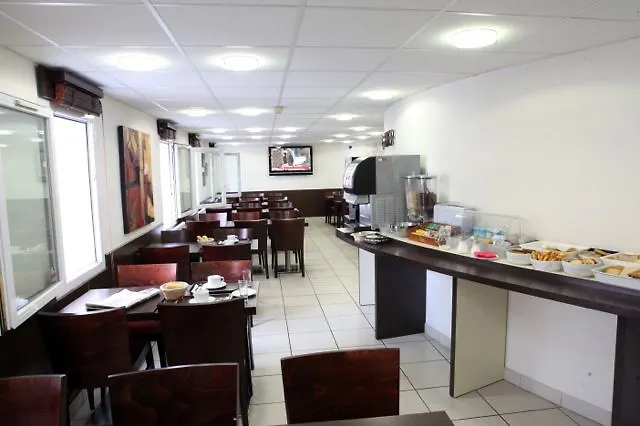 Revotel Centre Gare Et Congres 2* ナンシー