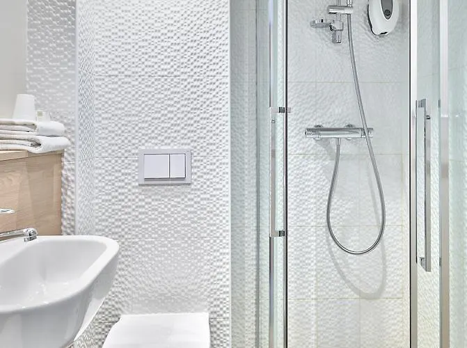 Revotel Centre Gare Et Congres ホテル ナンシー